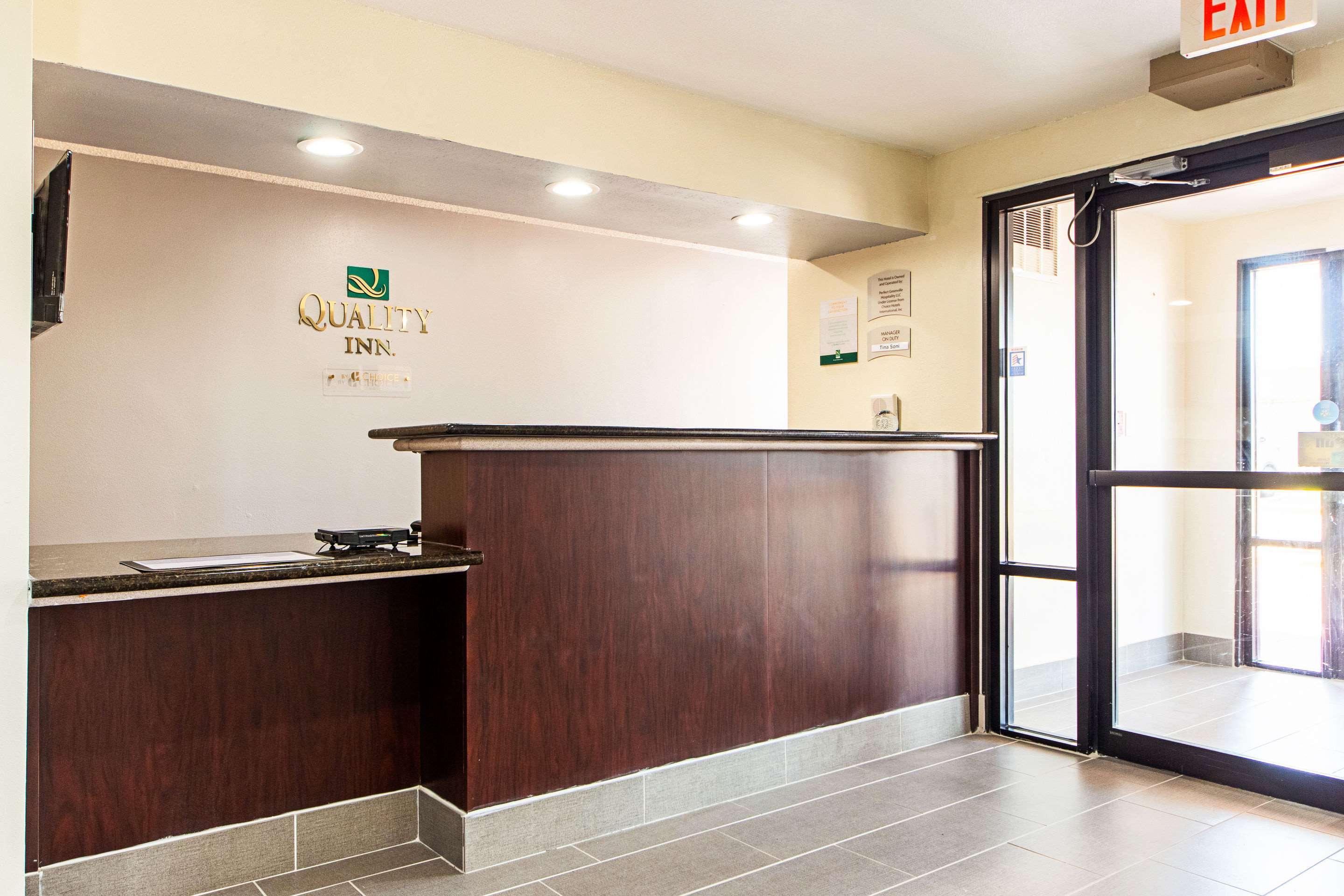 Quality Inn Greenville I-30 Exterior photo