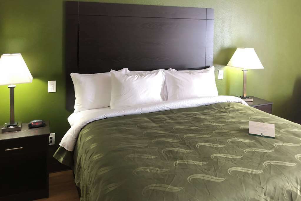Quality Inn Greenville I-30 Room photo